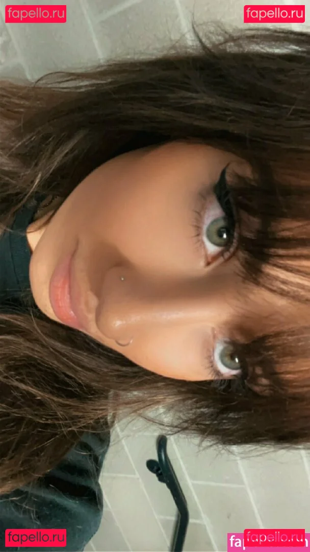 bigmouthbella Onlyfans Photo Gallery 