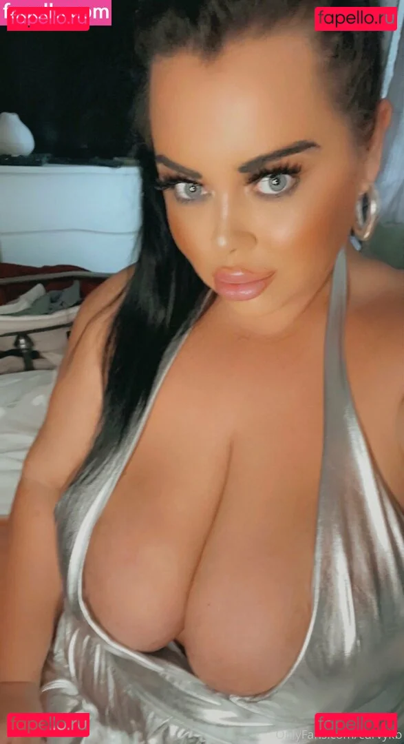 khloe38kk Onlyfans Photo Gallery 