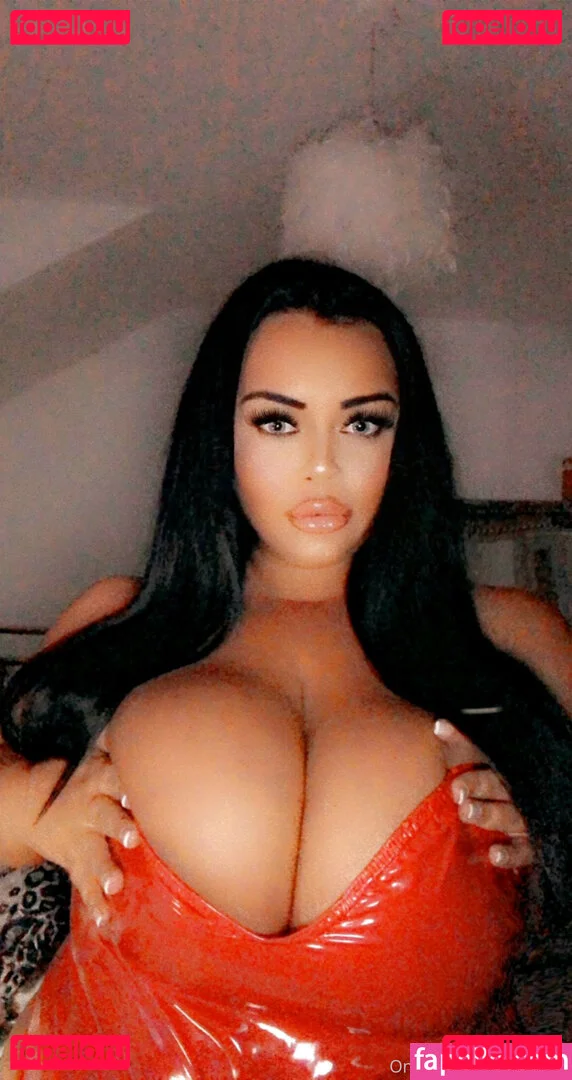 khloe38kk Onlyfans Photo Gallery 