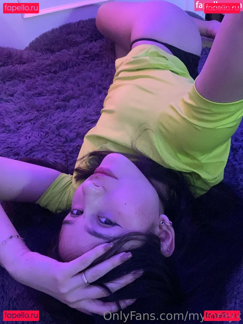 Lomy Asmr Onlyfans Photo Gallery 