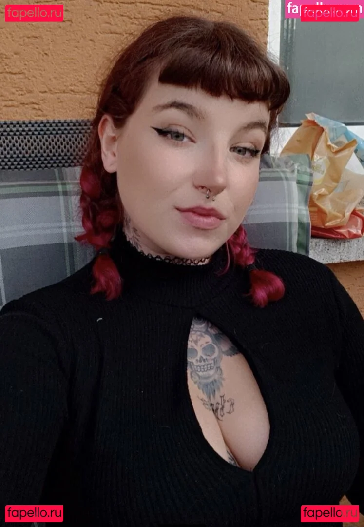 Lenaofficial Onlyfans Photo Gallery 