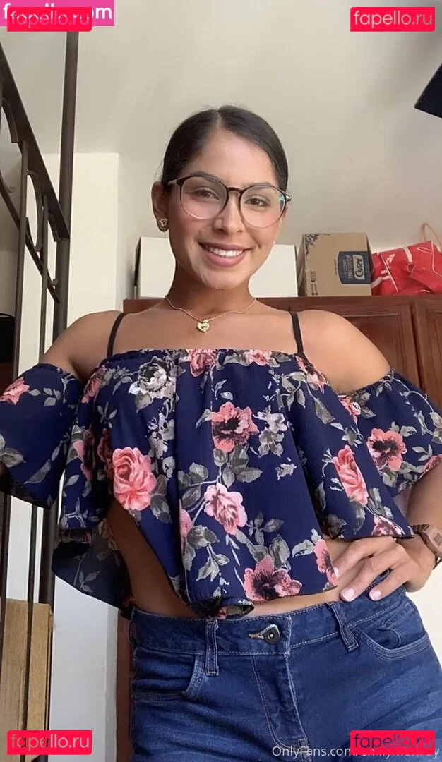 emilymoonroe Onlyfans Photo Gallery 