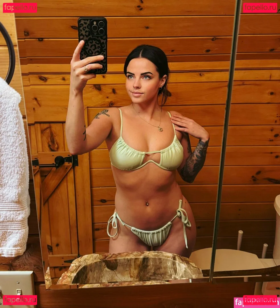 ItzKelllz Onlyfans Photo Gallery 