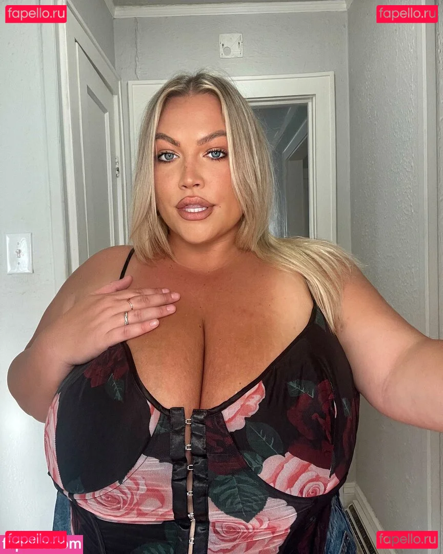 Hayden Onlyfans Photo Gallery 