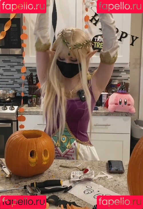 Rainhoe Onlyfans Photo Gallery 