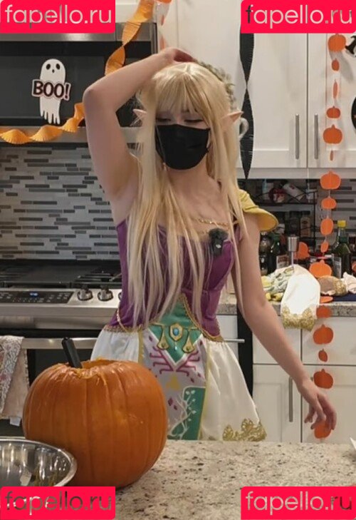 Rainhoe Onlyfans Photo Gallery 