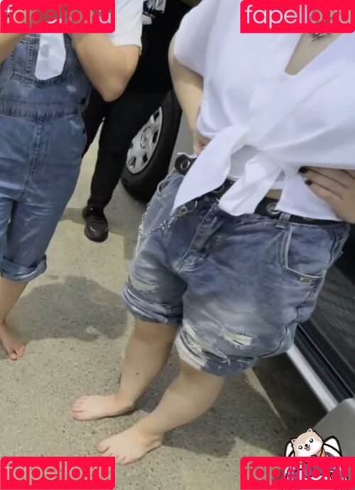 Rainhoe Onlyfans Photo Gallery 