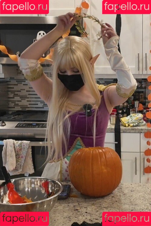 Rainhoe Onlyfans Photo Gallery 