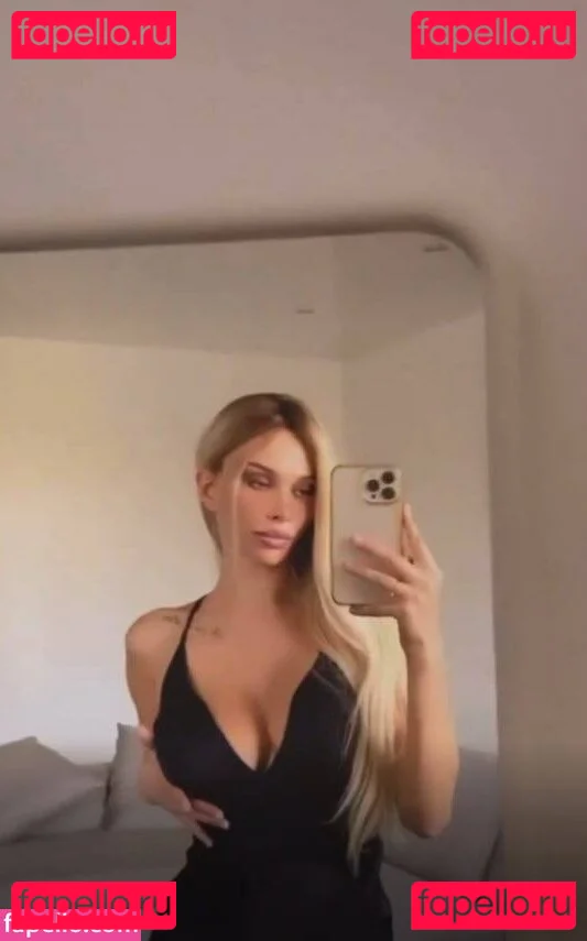 Lily Ermak Onlyfans Photo Gallery 