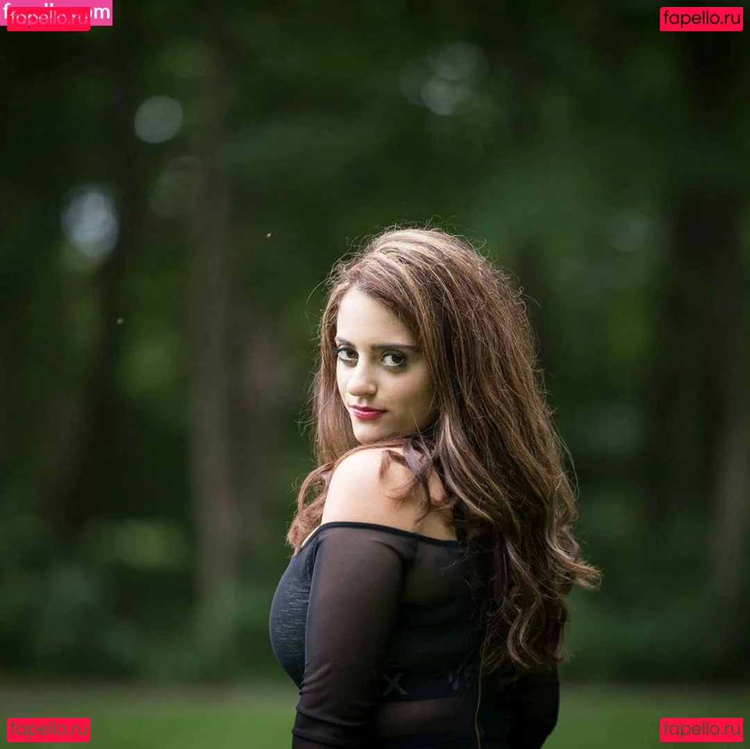 Maria Sharrad Onlyfans Photo Gallery 