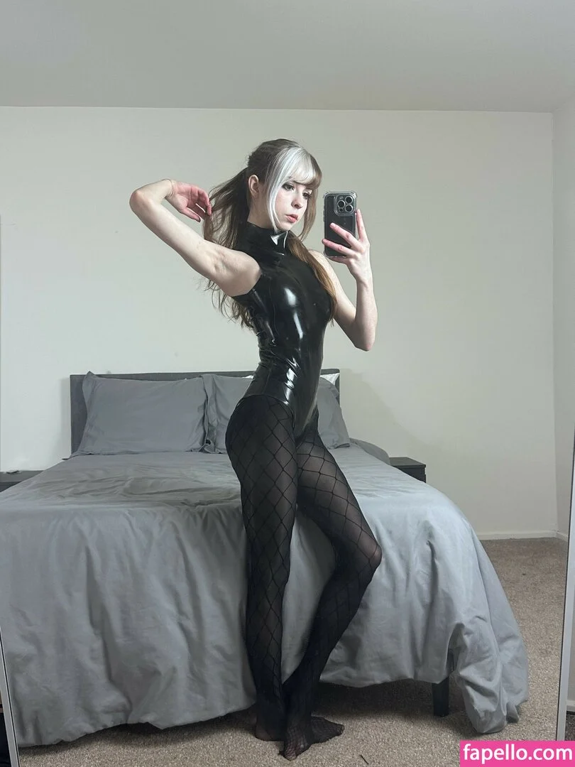 Melondoki Onlyfans Photo Gallery 