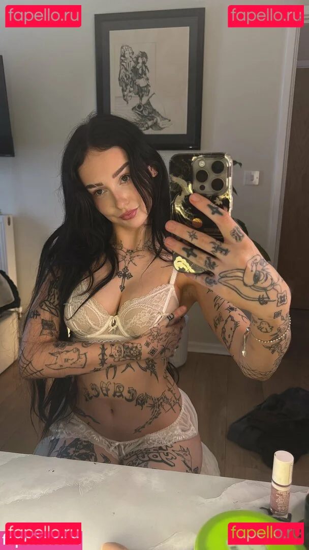 liverinrose Onlyfans Photo Gallery 