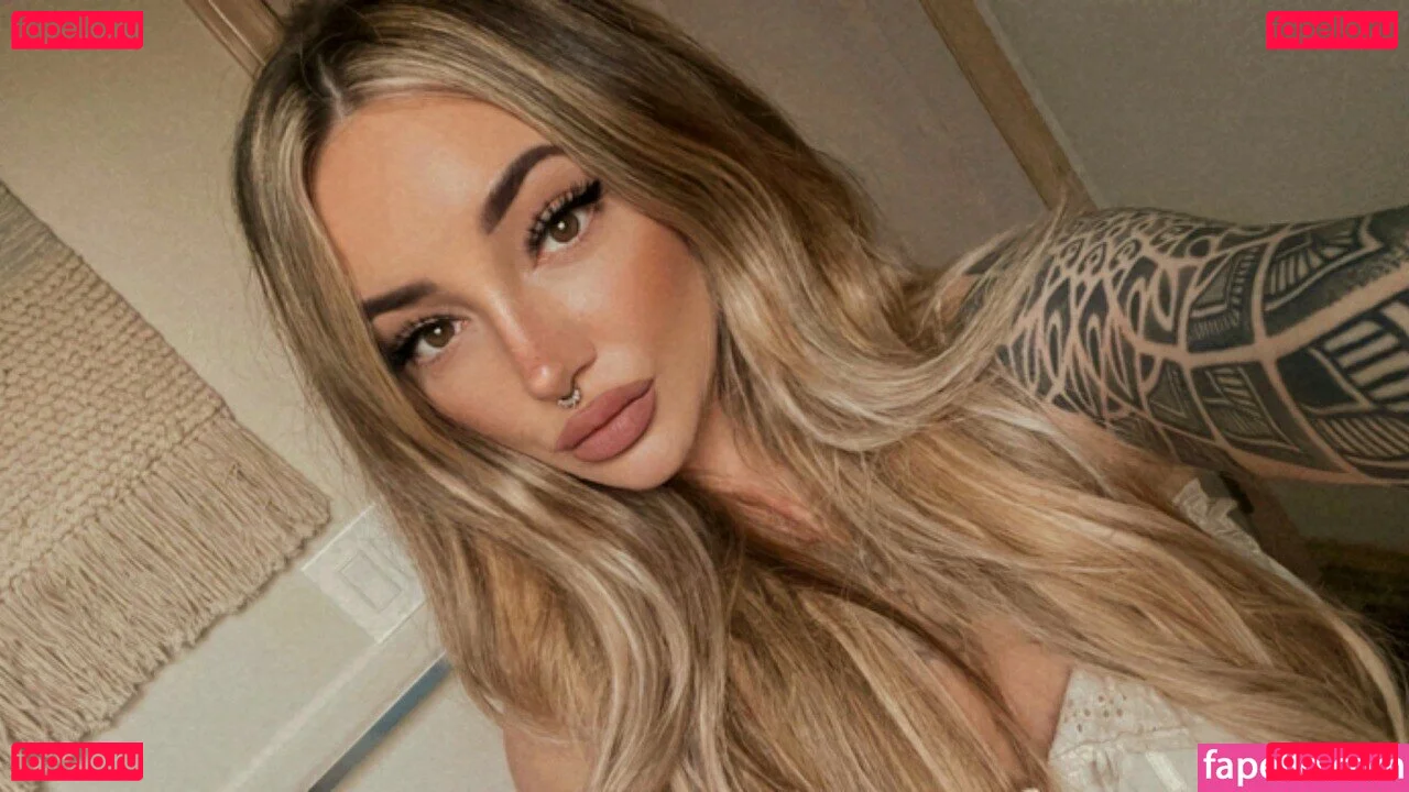 Brittany Zapata Onlyfans Photo Gallery 