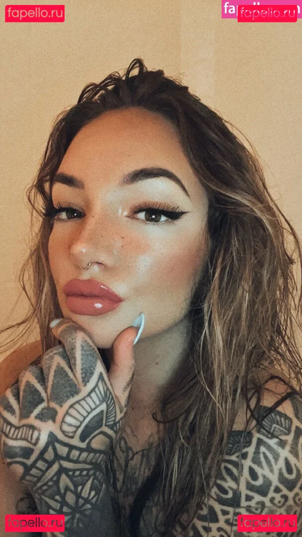 Brittany Zapata Onlyfans Photo Gallery 