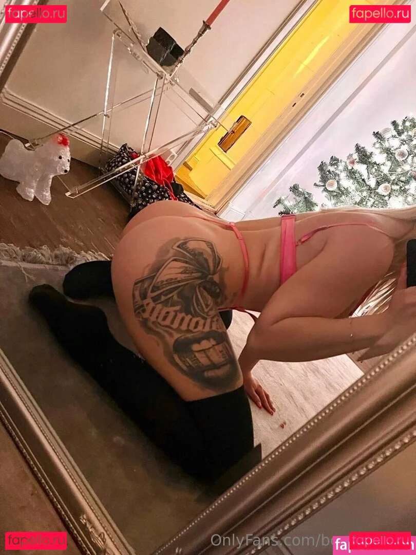 bossblondie Onlyfans Photo Gallery 