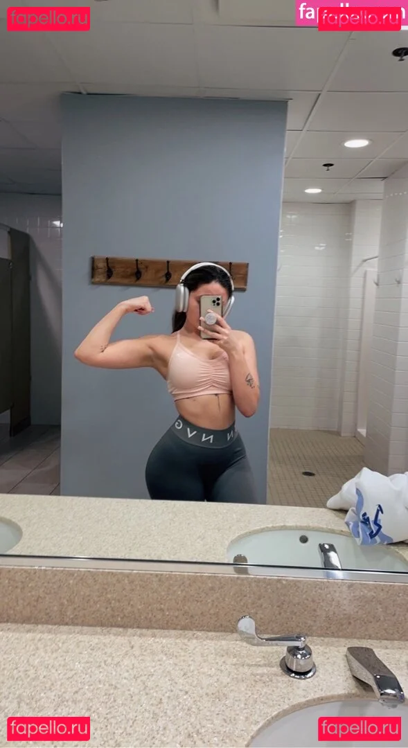 Elizabeth Grace Onlyfans Photo Gallery 