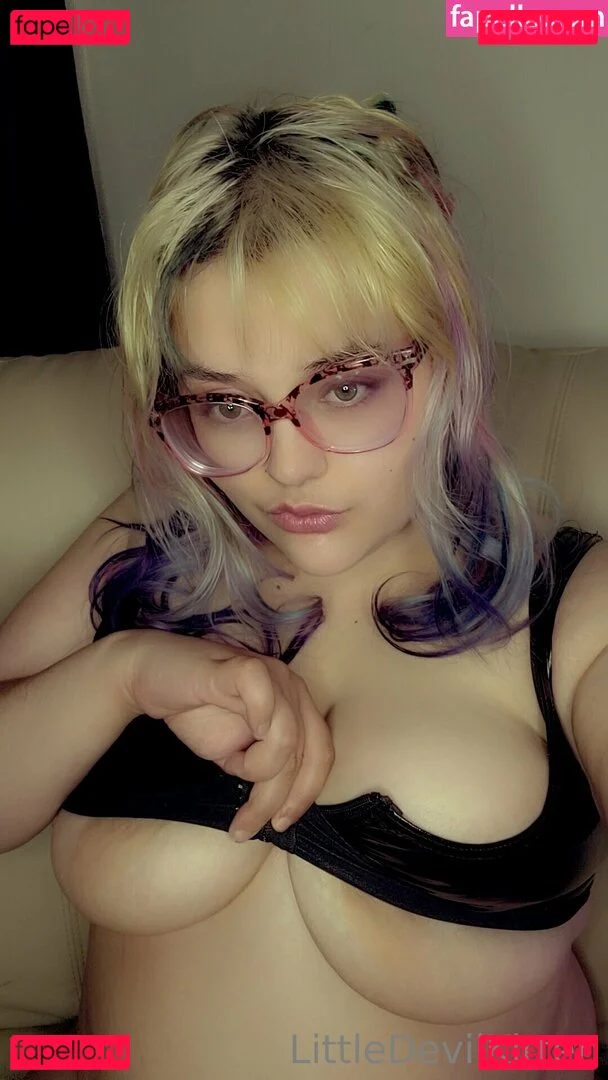 littledevilkitten Onlyfans Photo Gallery 