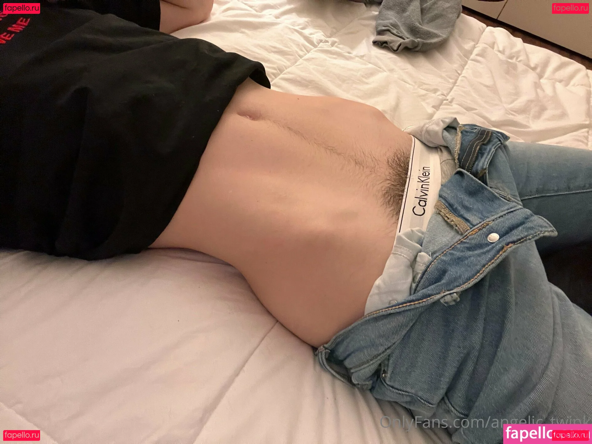 mxchcuevas Onlyfans Photo Gallery 