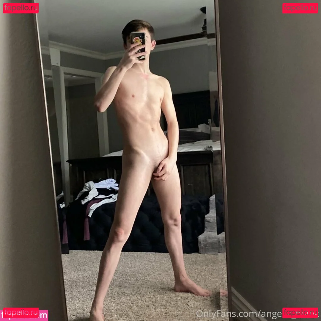 mxchcuevas Onlyfans Photo Gallery 