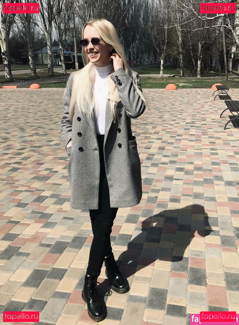 ur_moon666 Onlyfans Photo Gallery 