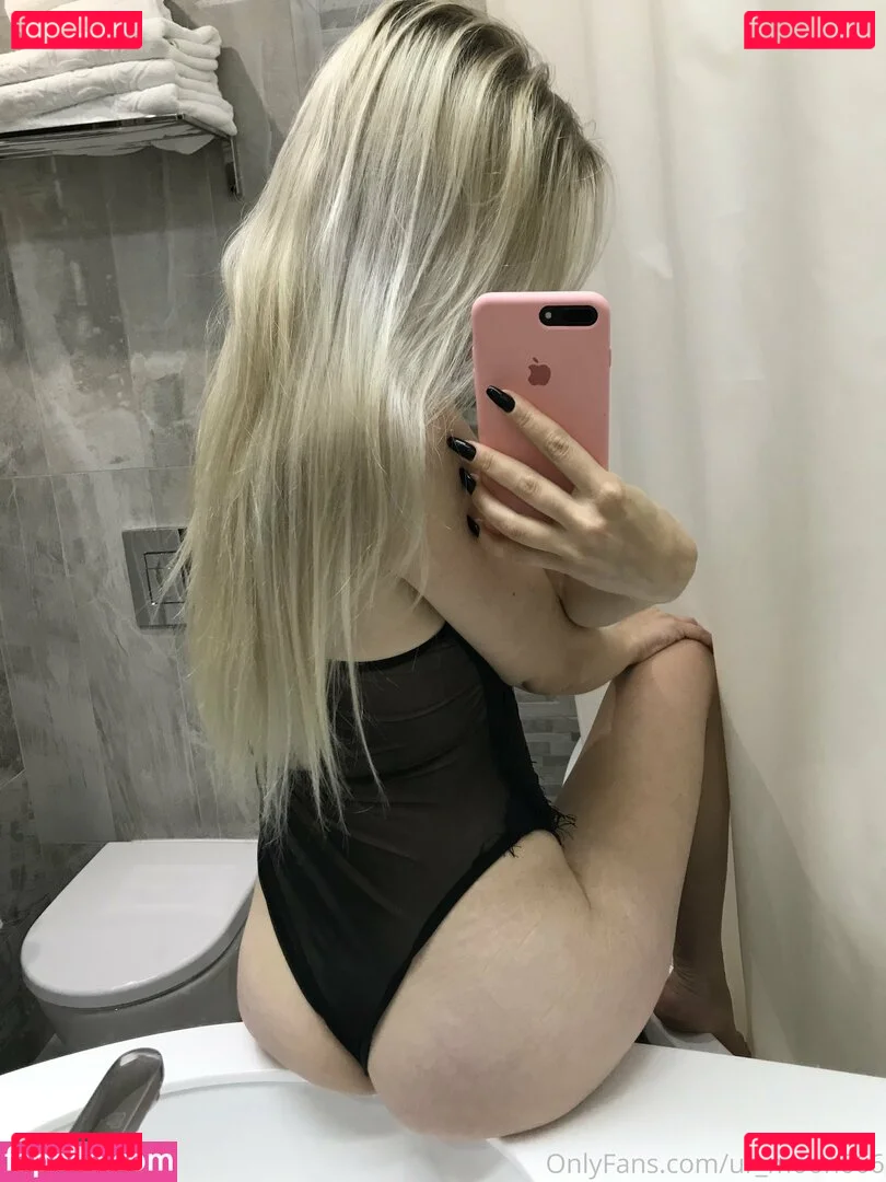 ur_moon666 Onlyfans Photo Gallery 