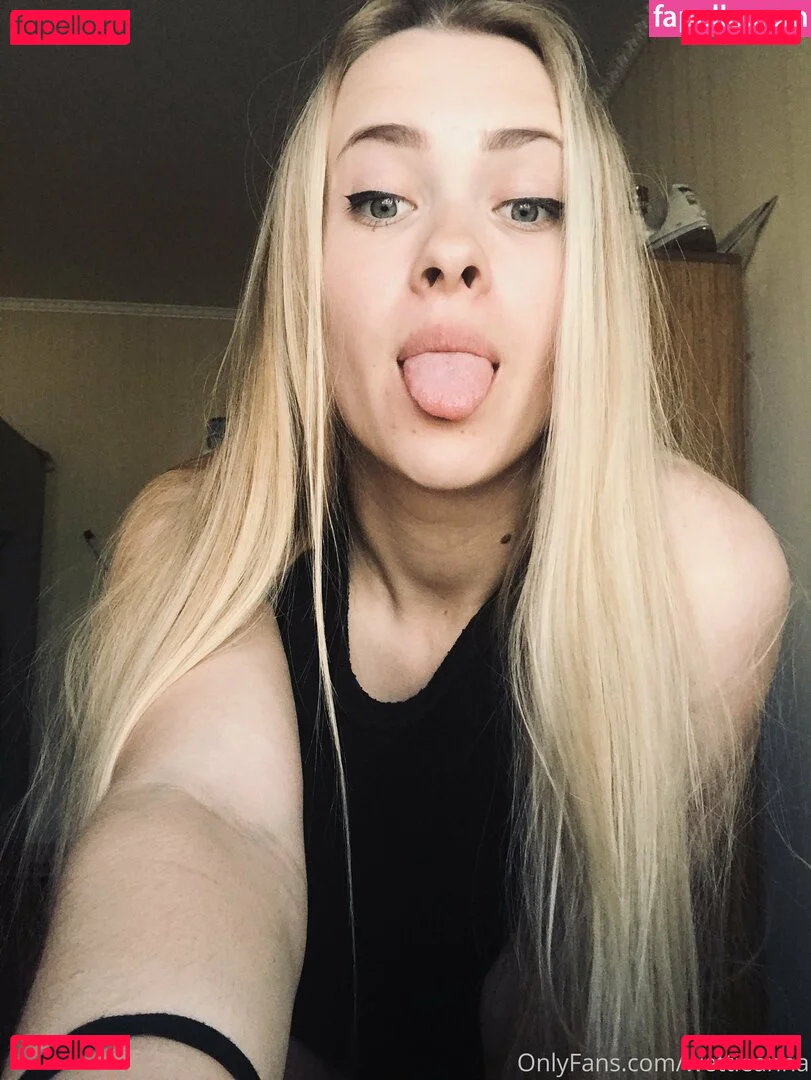 ur_moon666 Onlyfans Photo Gallery 