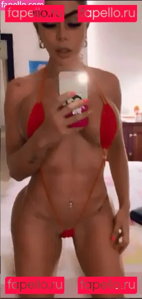 Mara Gomez Onlyfans Photo Gallery 