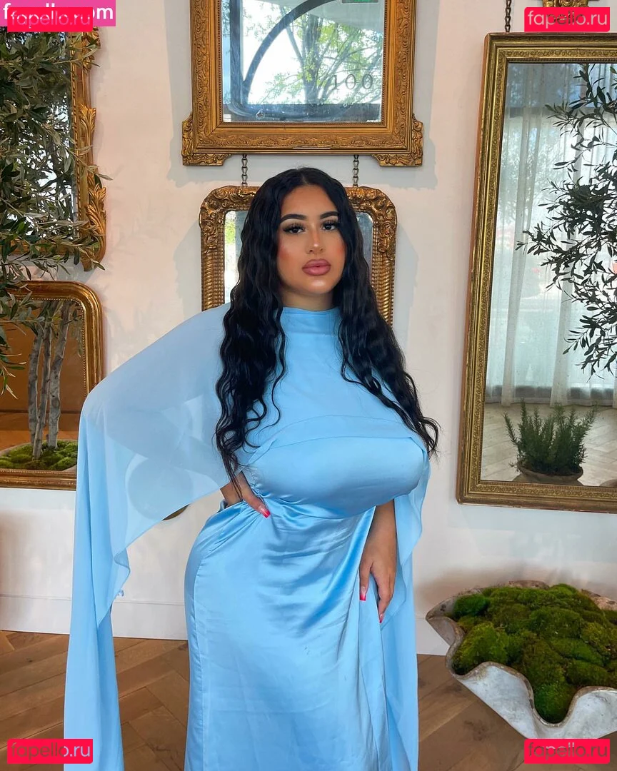 theonlybarbii Onlyfans Photo Gallery 