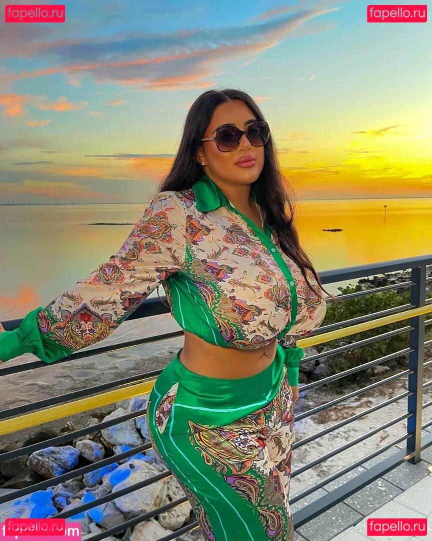 theonlybarbii Onlyfans Photo Gallery 