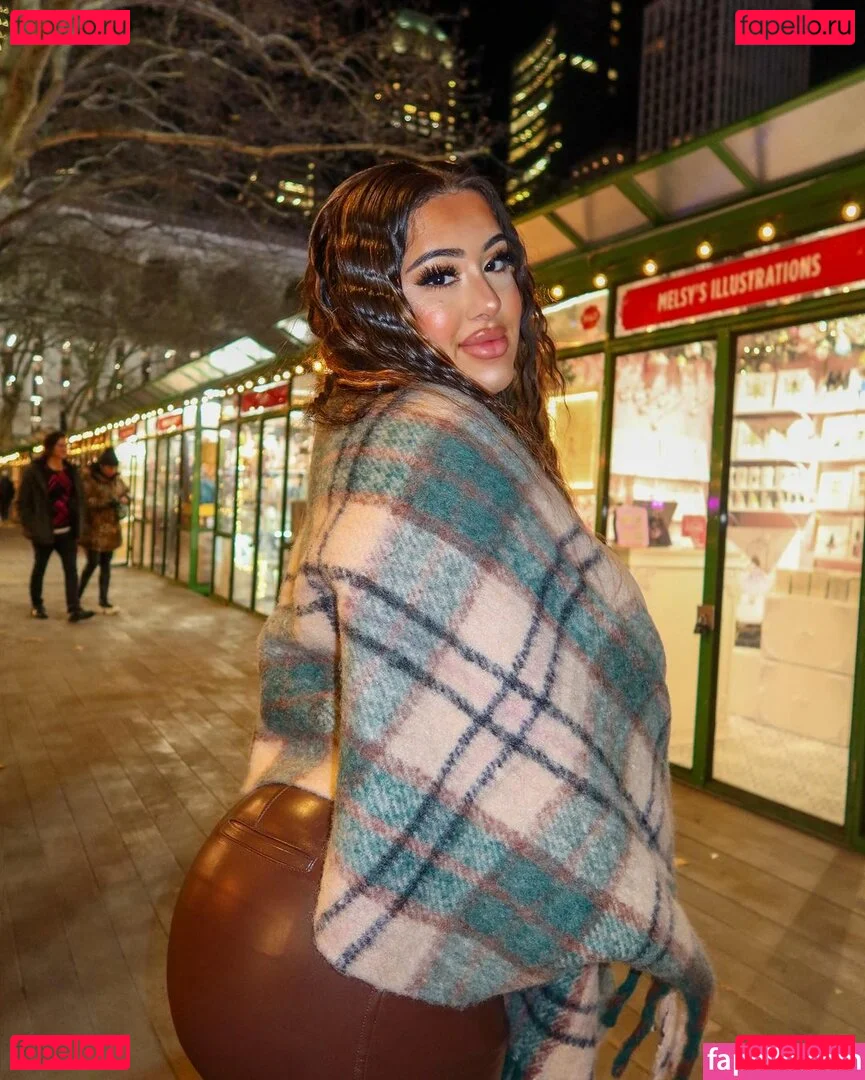 theonlybarbii Onlyfans Photo Gallery 