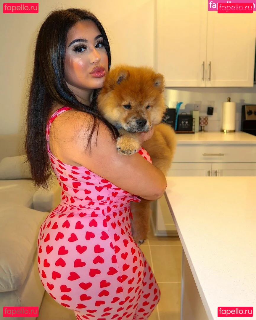 theonlybarbii Onlyfans Photo Gallery 