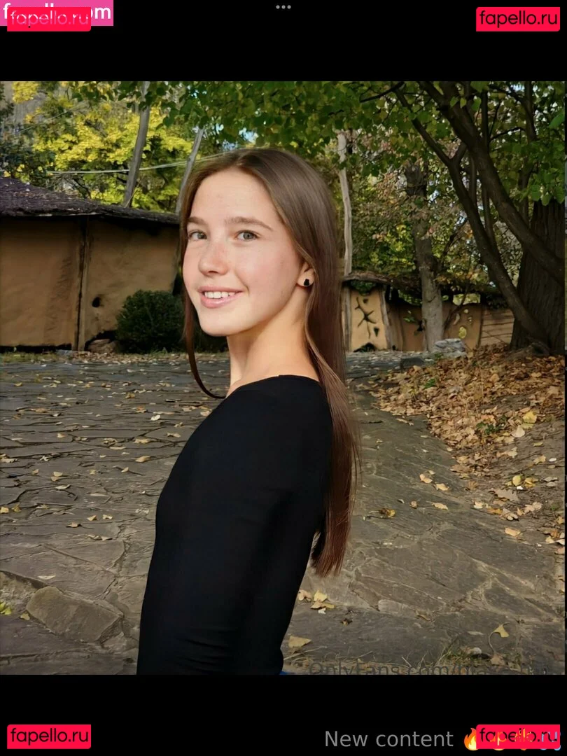 isisbisexual Onlyfans Photo Gallery 