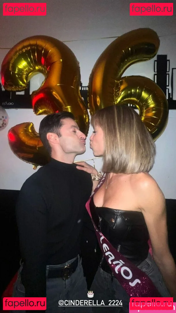 Cinderella Onlyfans Photo Gallery 