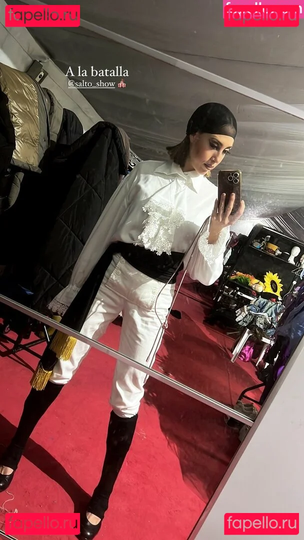 Cinderella Onlyfans Photo Gallery 