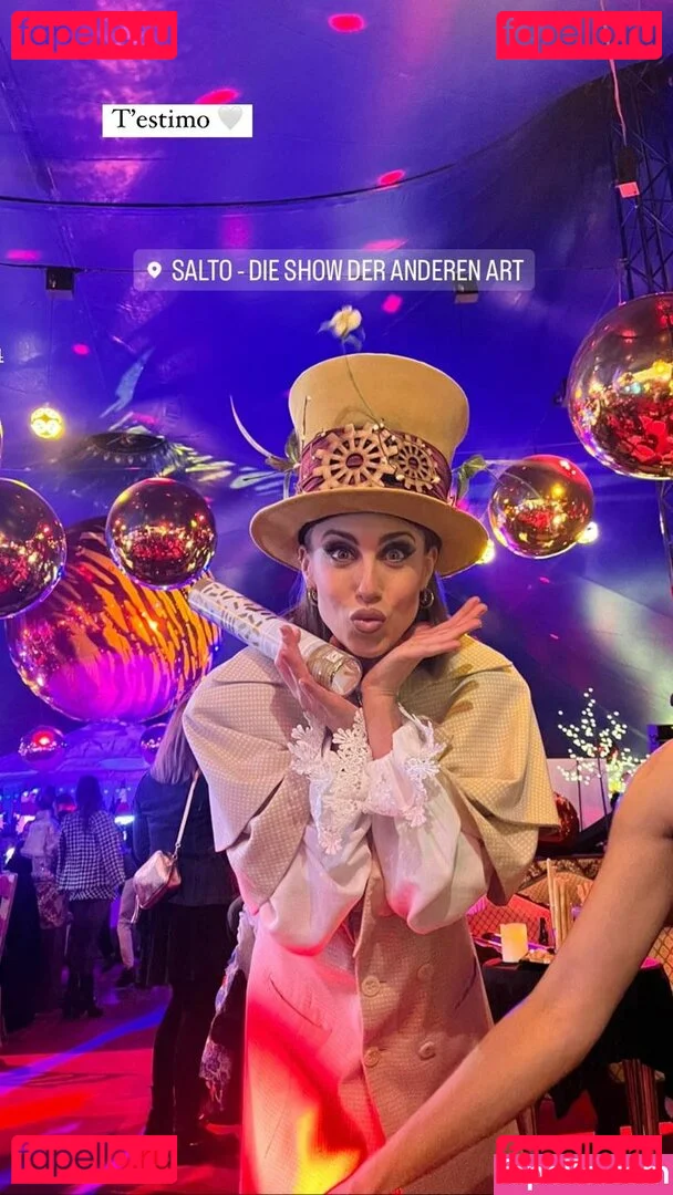 Cinderella Onlyfans Photo Gallery 