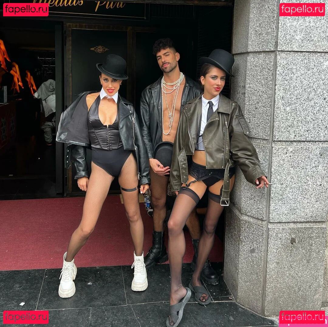 Cinderella Onlyfans Photo Gallery 