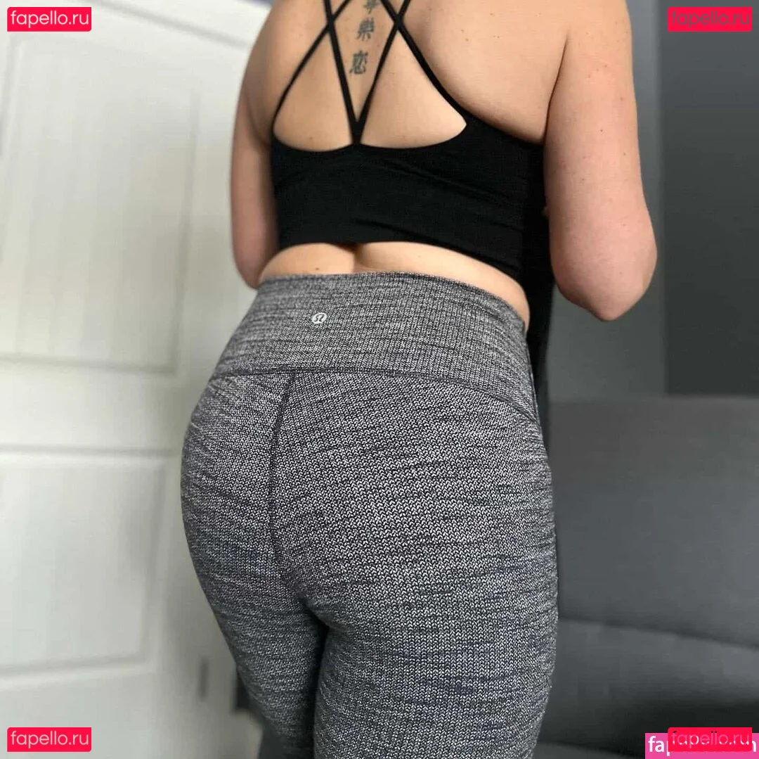 Vesper Violet Onlyfans Photo Gallery 