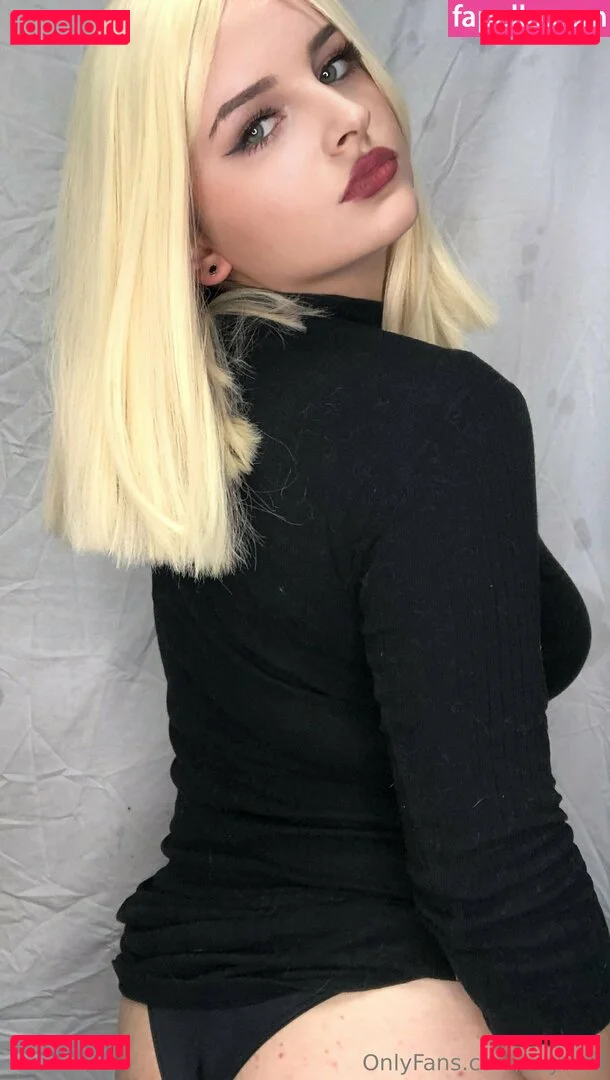 julyranf Onlyfans Photo Gallery 