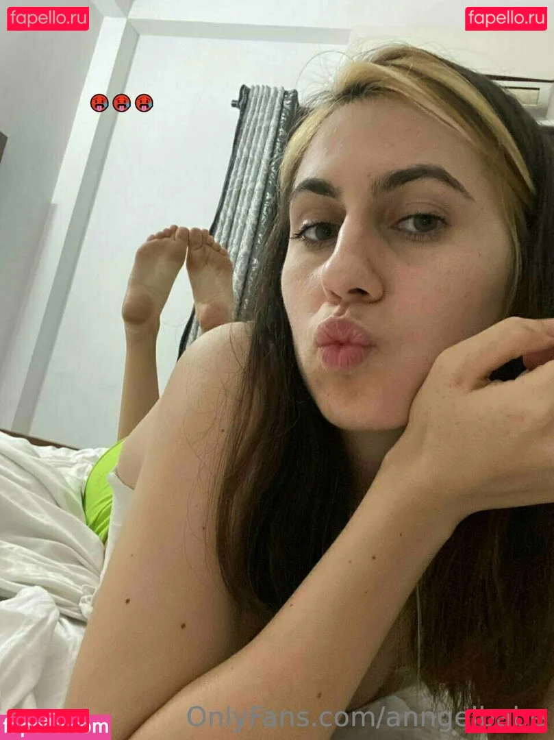 anngelbabe Onlyfans Photo Gallery 