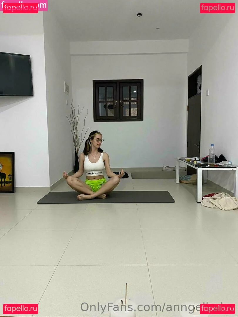 anngelbabe Onlyfans Photo Gallery 