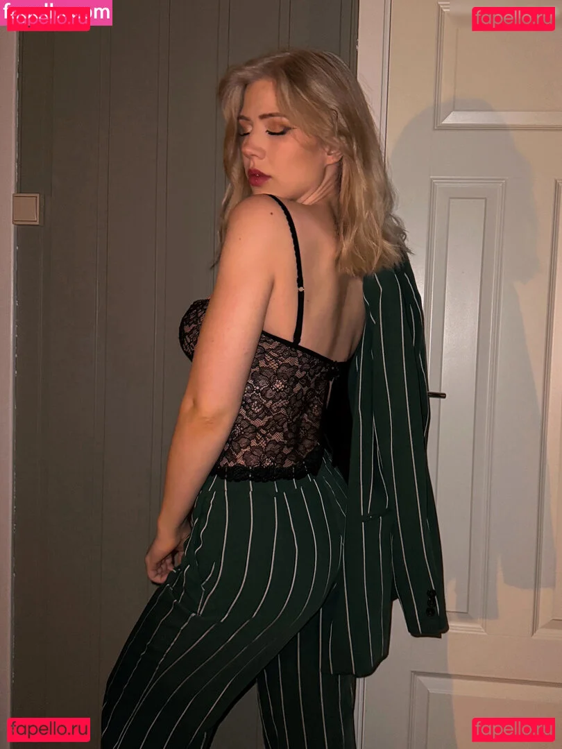 Maji Onlyfans Photo Gallery 