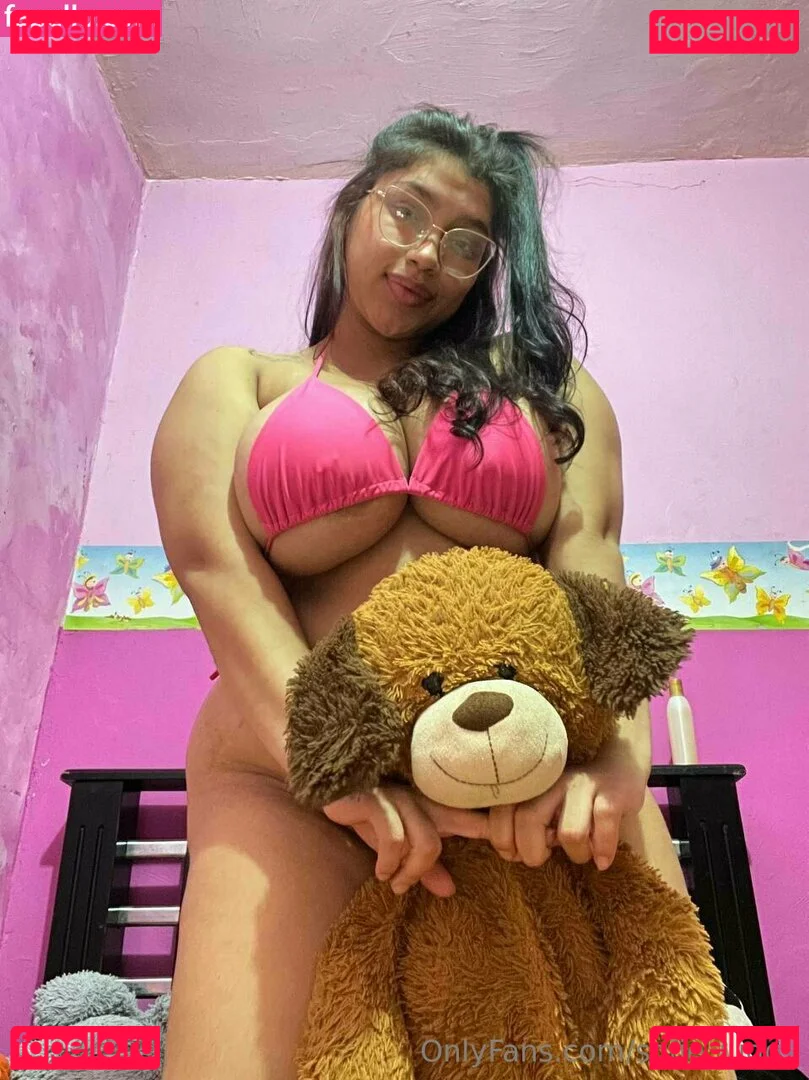 sofie_juggs Onlyfans Photo Gallery 