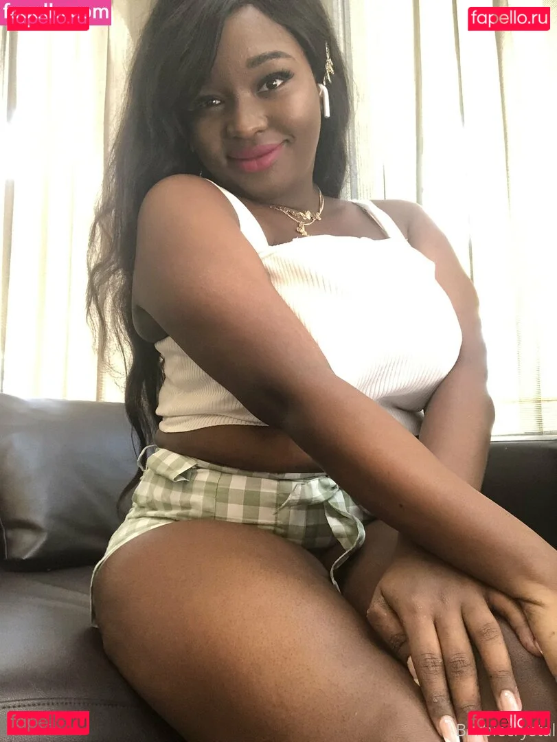 barbiecrystal Onlyfans Photo Gallery 