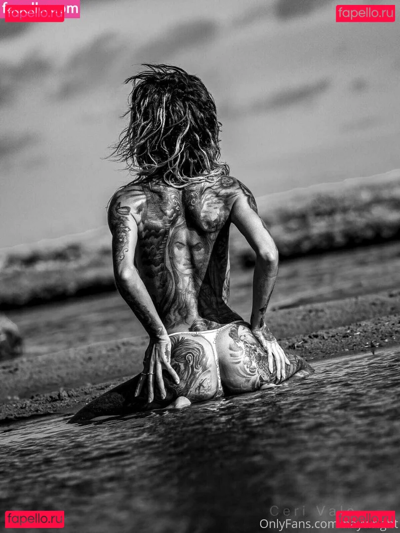 naywright Onlyfans Photo Gallery 