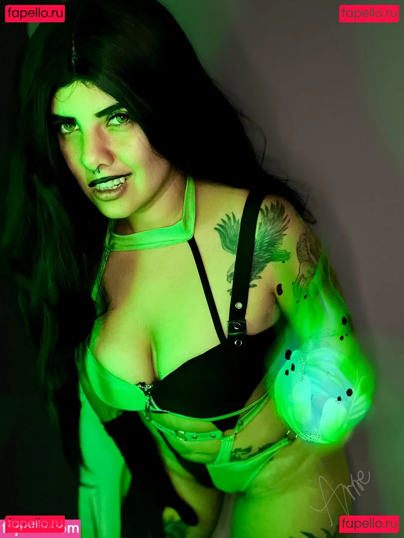 Soloarne Onlyfans Photo Gallery 