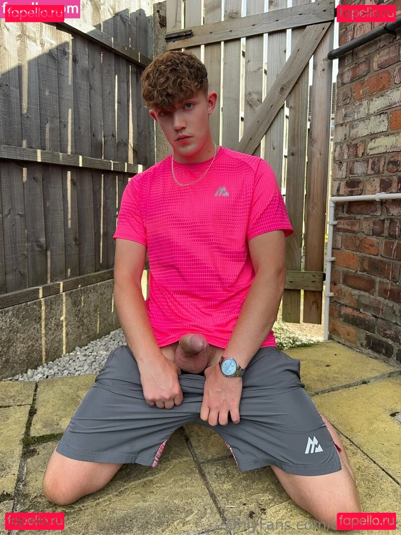 alo_twink Onlyfans Photo Gallery 