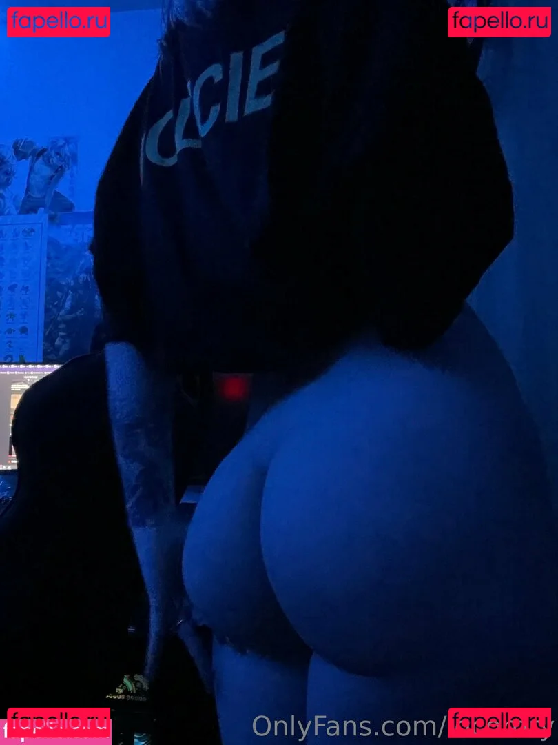 locorory Onlyfans Photo Gallery 