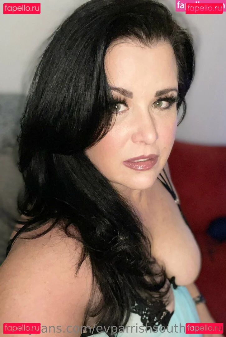 evparrish Onlyfans Photo Gallery 