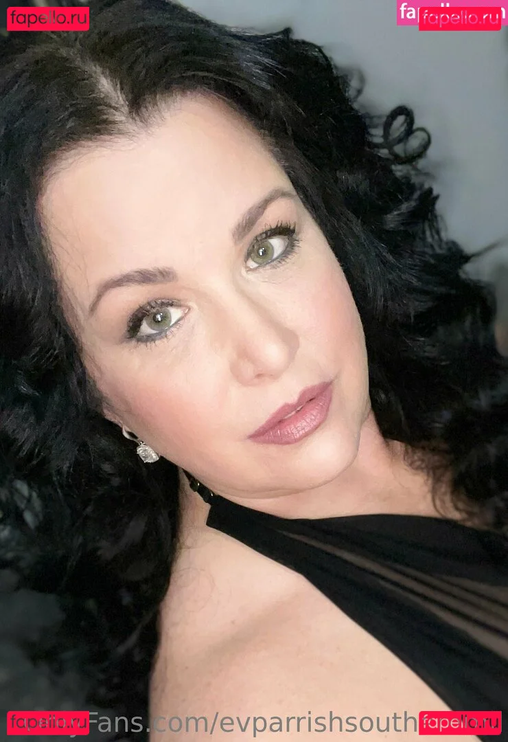 evparrish Onlyfans Photo Gallery 