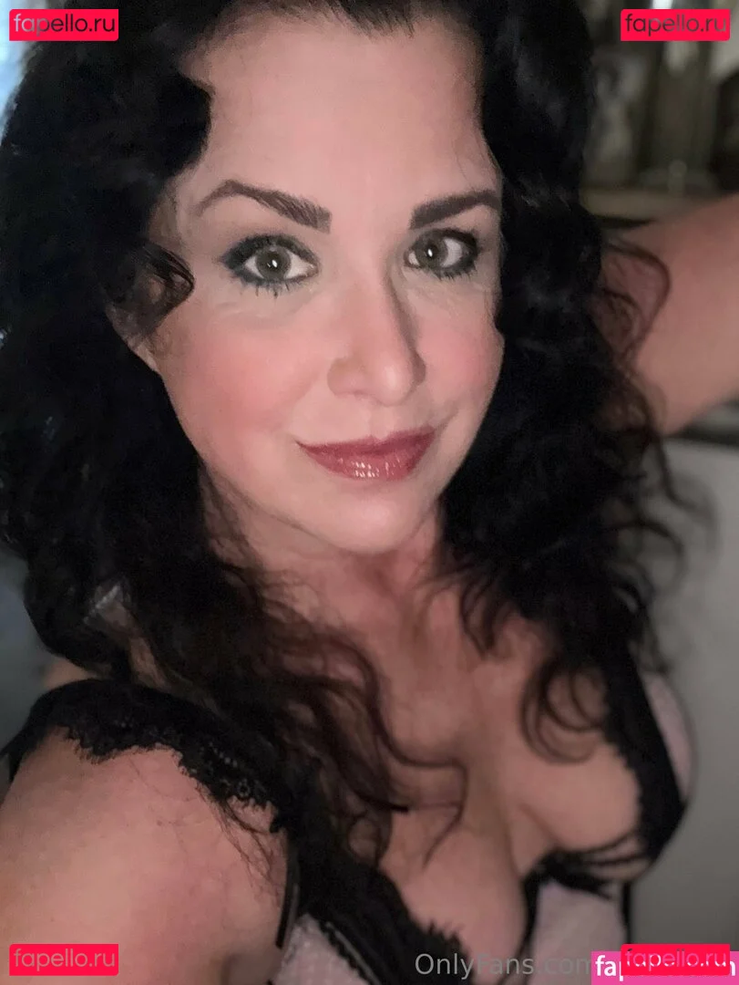 evparrish Onlyfans Photo Gallery 